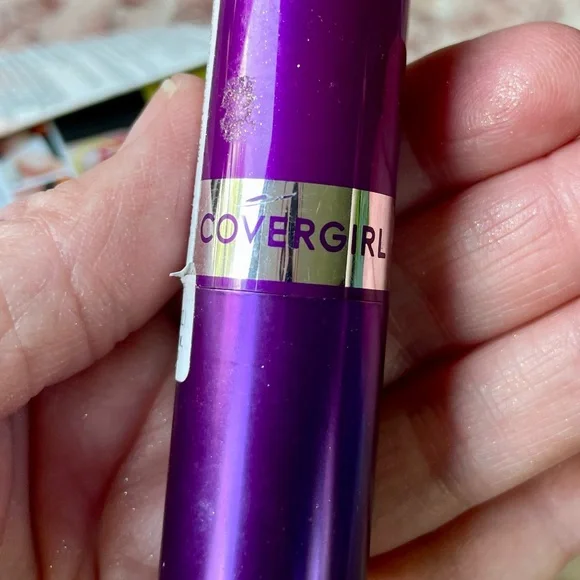 NYX, Covergirl Bold Red Lipstick Brown Mascara, Champagne nails,NYX Wonderstick - Picture 10 of 14